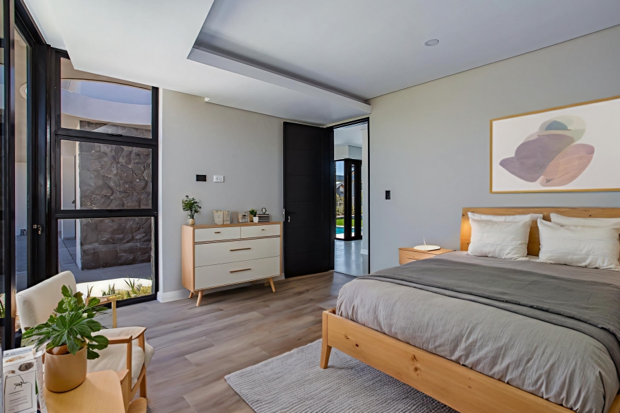 4 Bedroom Property for Sale in Pearl Valley at Val de Vie Western Cape